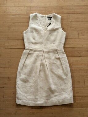 Massimo Dutti Cream Sleeveless V-Neck Pleated Sheath Mini Dress